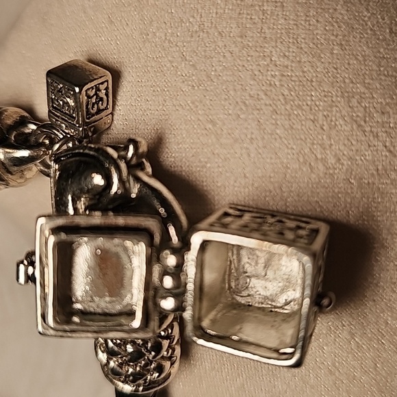 Braided Black Leather Bracelet With Heart Clasp Box Charms - Picture 4 of 6